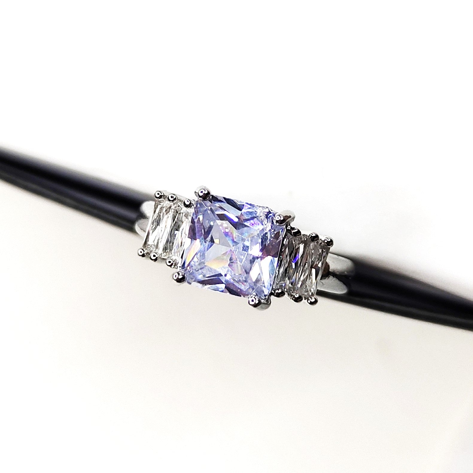 Cubic Zirconia Ring NM537655