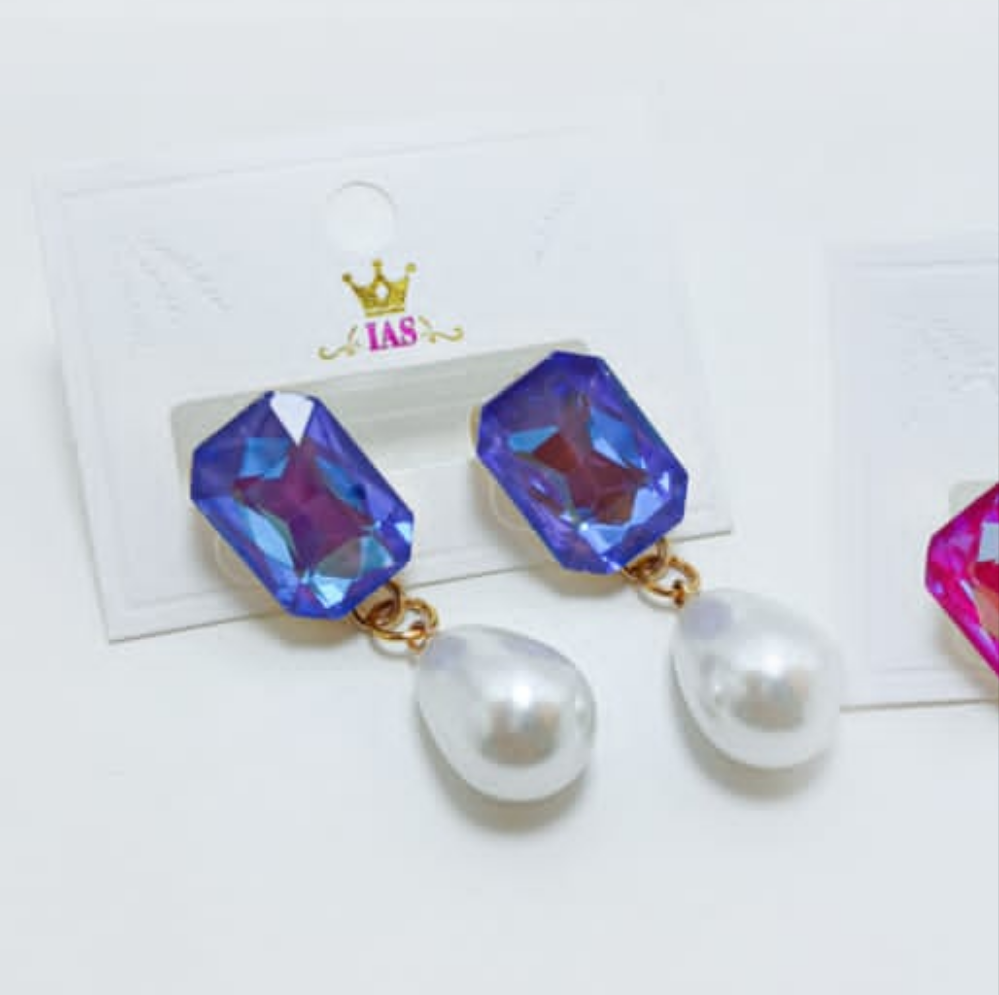 Rectangular x Pearl AJ082001313