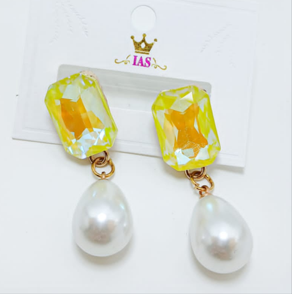 Rectangular x Pearl AJ082001313