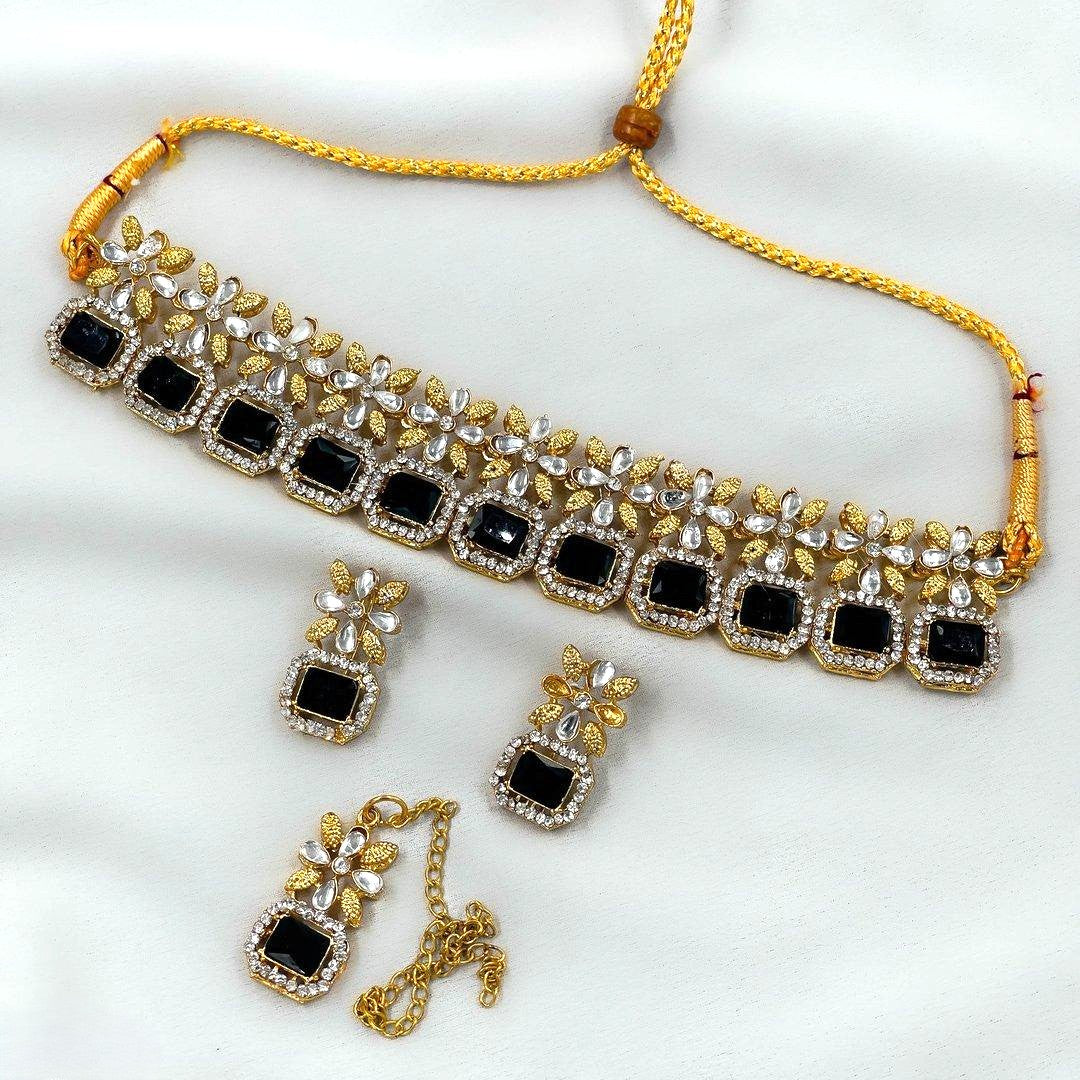 Square Stud Flower Choker Set