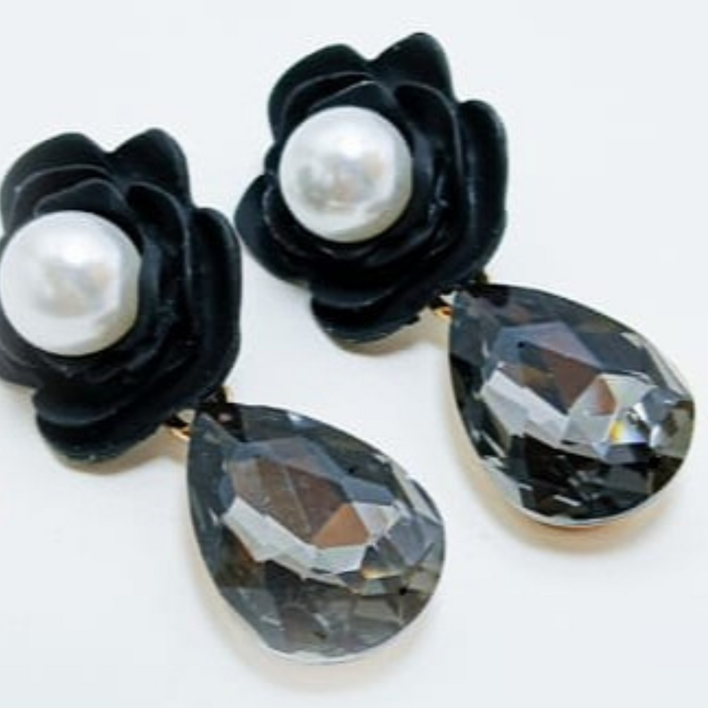 Pearl & Diamond Drop Earrings AJ08221634