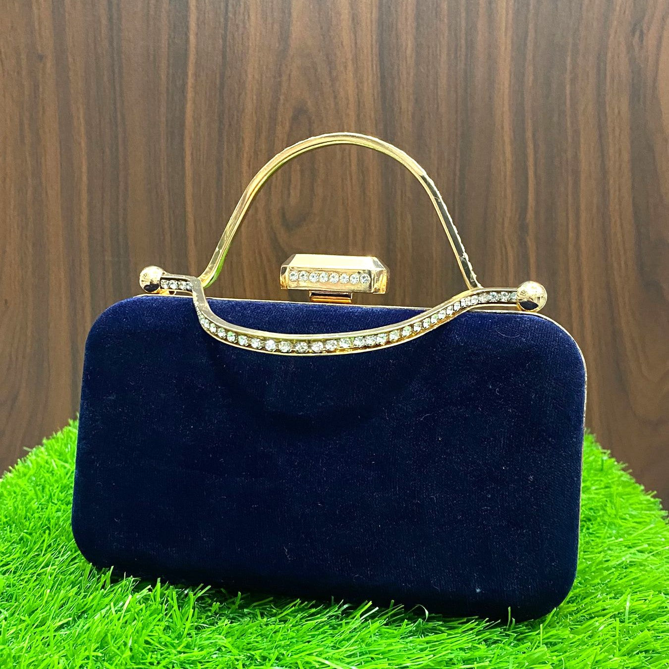 Velvet Clutch S&B08150727