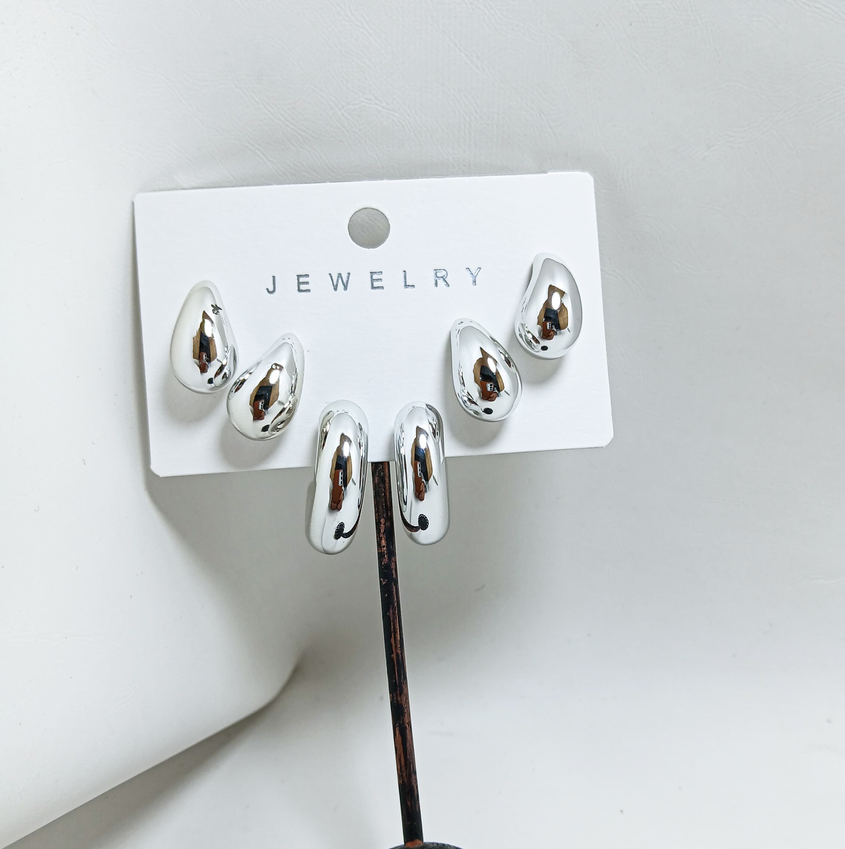 Premium Multiple Earrings AJ08130135