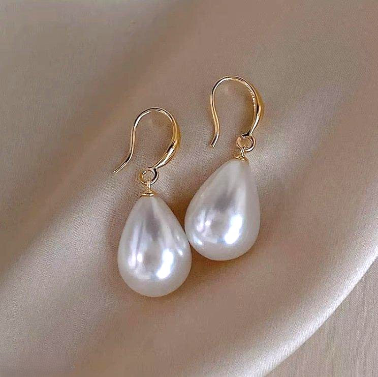 Pearl Clan Drop Earring SWS5393