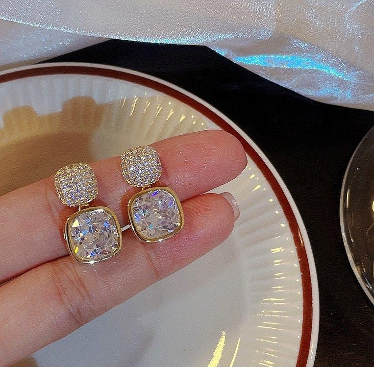 Square Cushion Drop Earring SWS5397