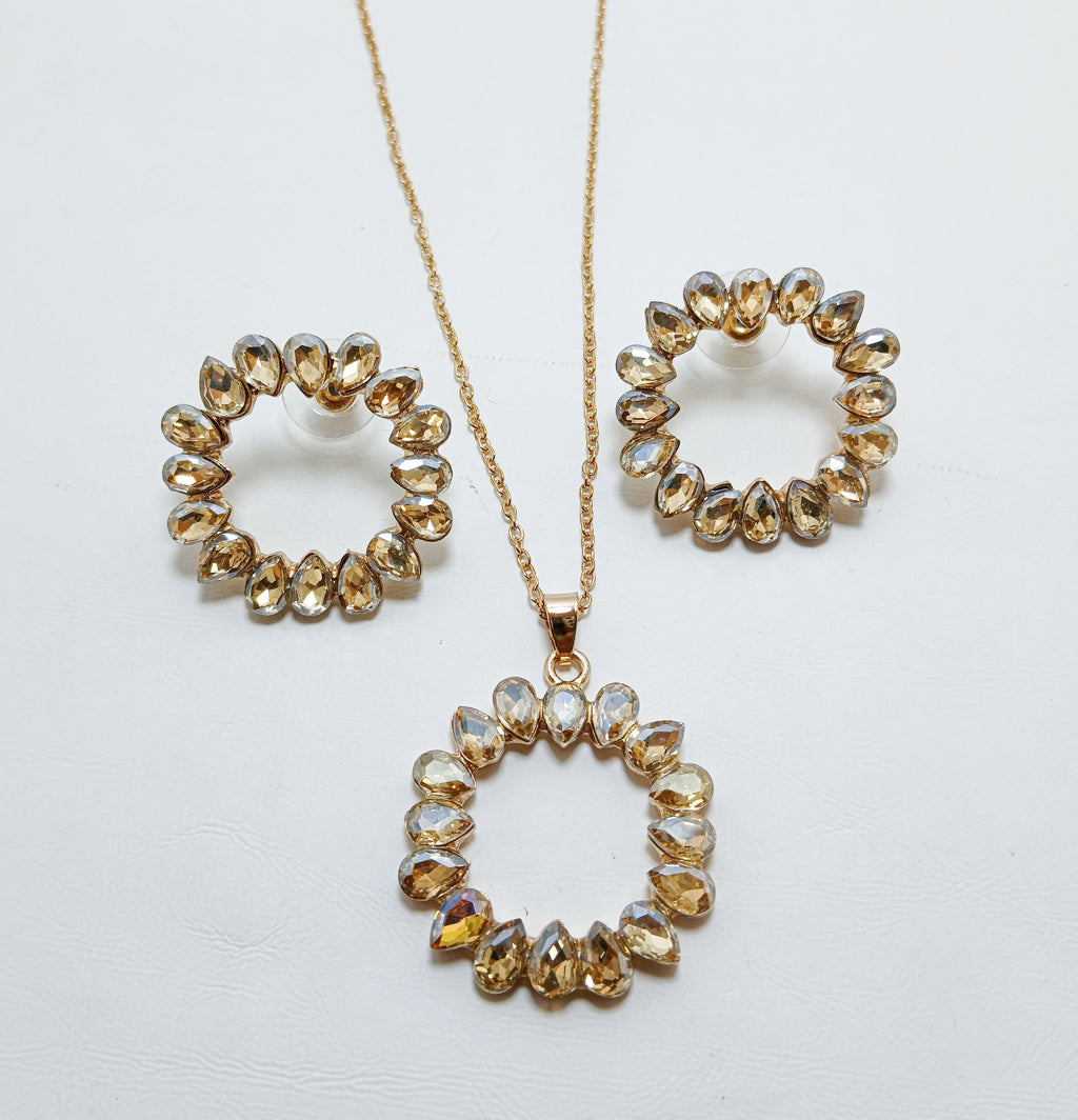 Premium Circle Zircon Pendant & Earrings AJ082610032