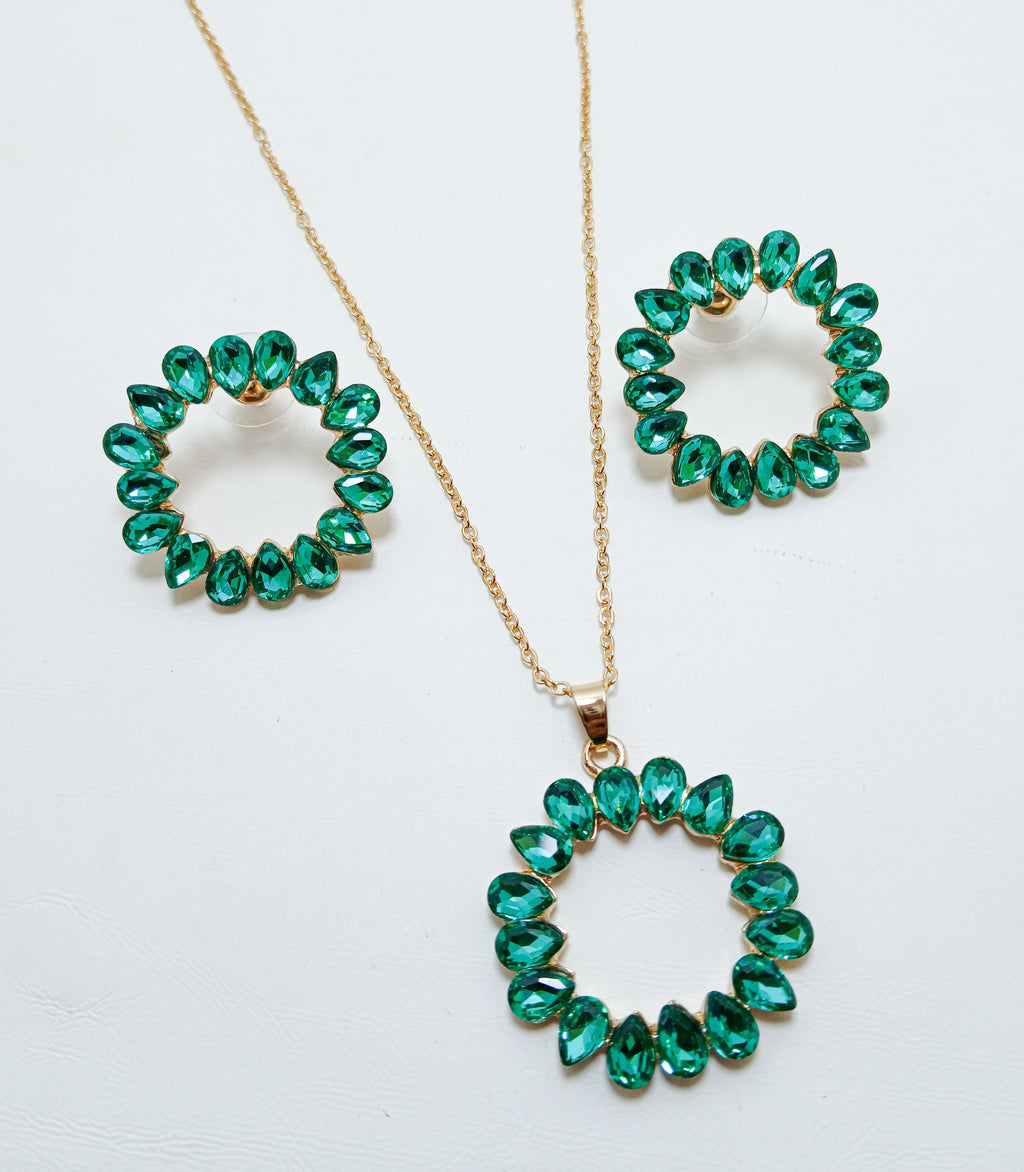 Premium Circle Zircon Pendant & Earrings AJ082610032